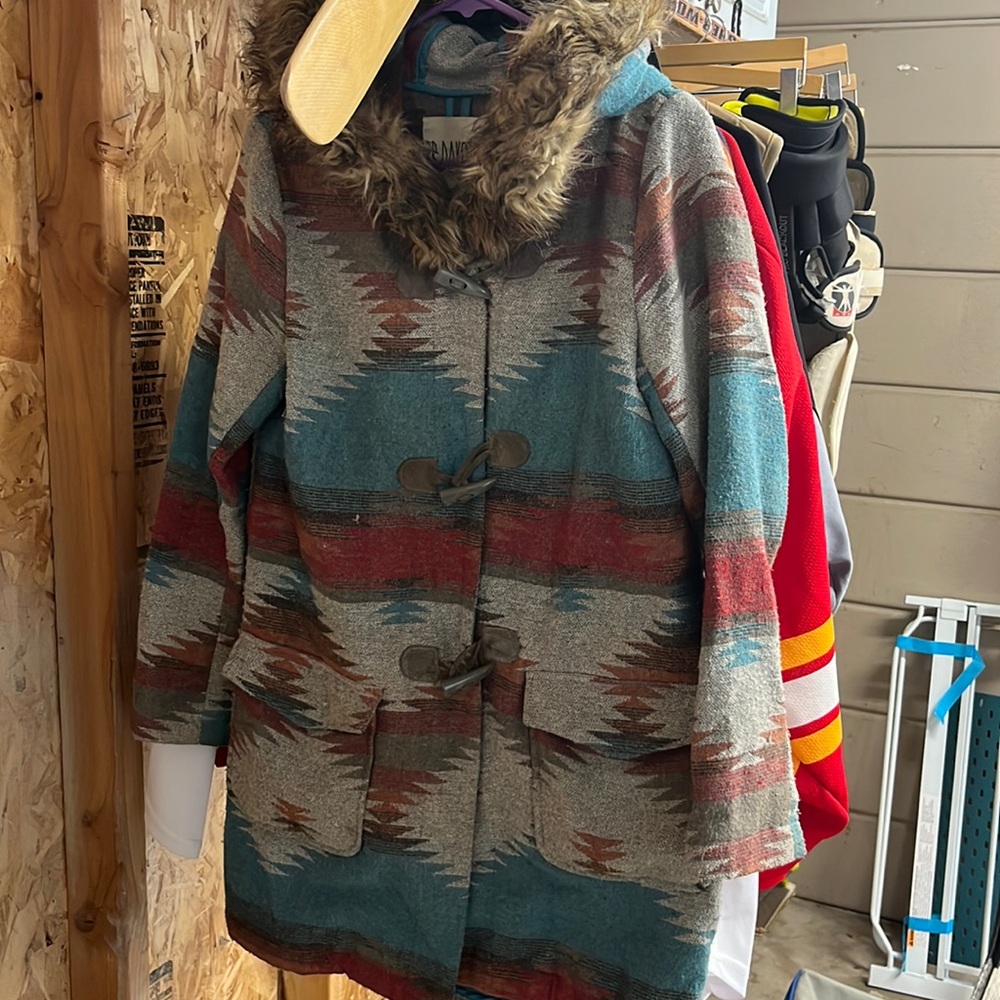 BB Dakota jacket with feux fur